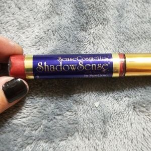 Senegence bandana shimmer eyeshadow